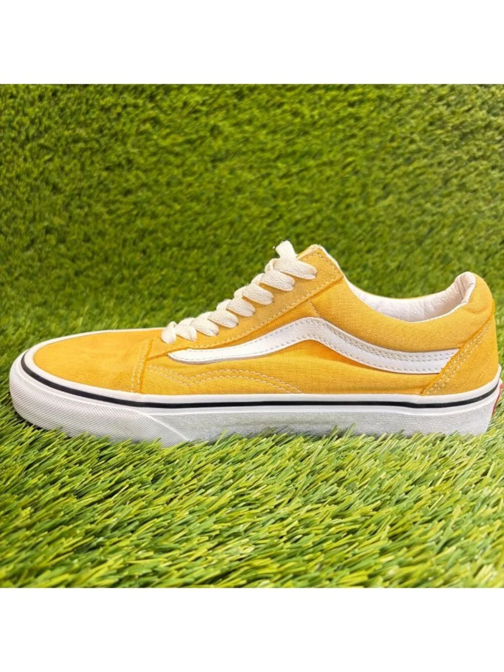 Vans Old Skool Low Womens Size 8 Yellow White Athletic Skate Shoes Sneakers